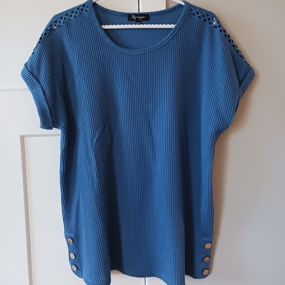Blue Short Sleeve Shirt with openwork shoulder detail